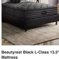 Mattrress Beautyres Black L Class Médium Queen Size Brand New