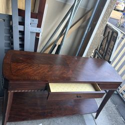 Entry Way Table