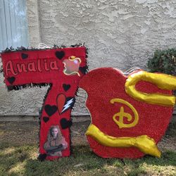 Piñata  Descendants Disney