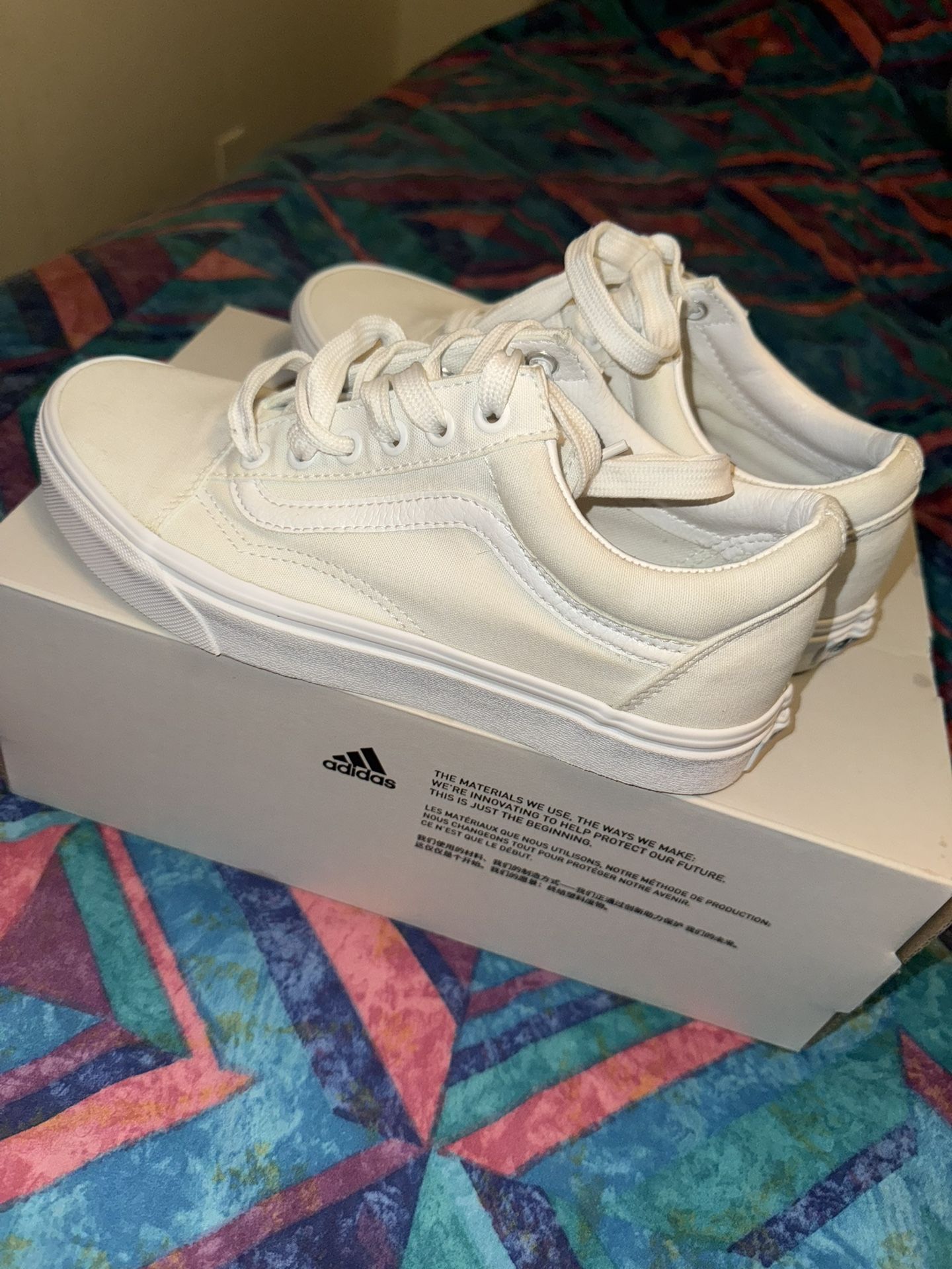 Women’s Vans 7.5