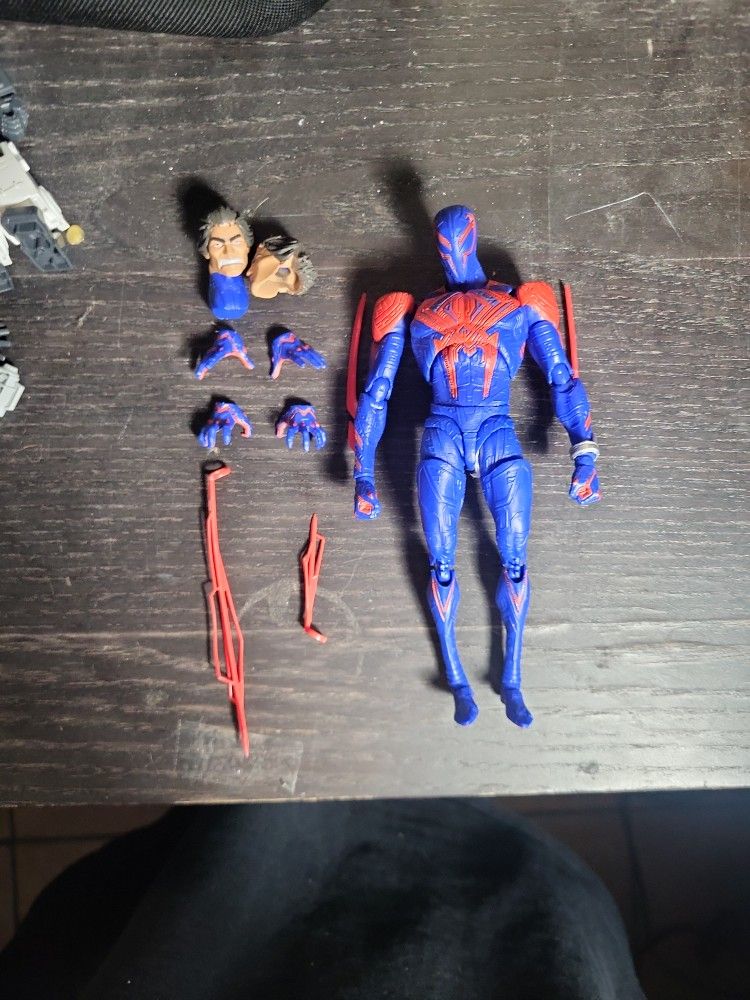 Spider Man 2099 Figure