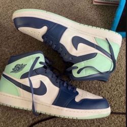 Nike Air Jordan 1 Mid MYSTIC NAVY MINT FOAM Shoes Sneakers 554724-413 Size 13  No box