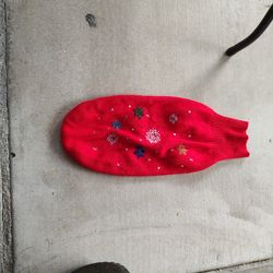 MEDIUM DOG SWEATER  ( 2 Available). $10 Each