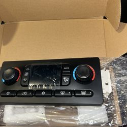 new 02-06 Chevy GMC Climate Control