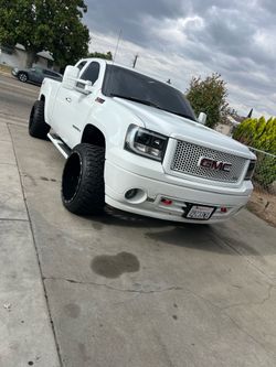 GMC Sierra 2008