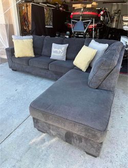 Beautiful Ashley’s sectional couch !!