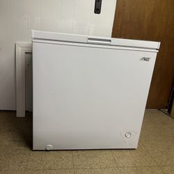 Chest freezer 