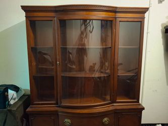 Traditional Wood China Cabinet with Glass Doors