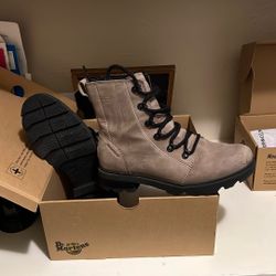 New Woman’s Sorel Boots