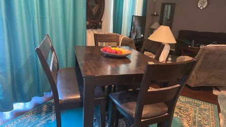 Dining Room Set