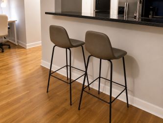 Modern Counter Height Bar Stools (Set of 2) – Gray Faux Leather