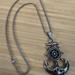 Manntara Silhouette Necklace