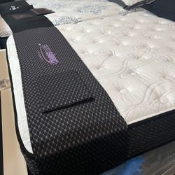 Super Comfy Nice Mattress And Boxspring Set