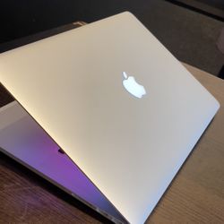 Apple MacBook Pro 15” Retina Display Intel Quad core I7 Processor, 8GB DDR3 Ram 500GB SSD DRIVE $275