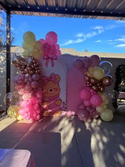 Baby shower decorations