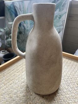 ceramic vase decor
