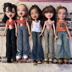 BRATZ DOLLS