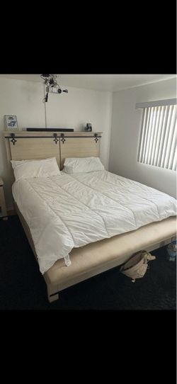 Cal King bed set