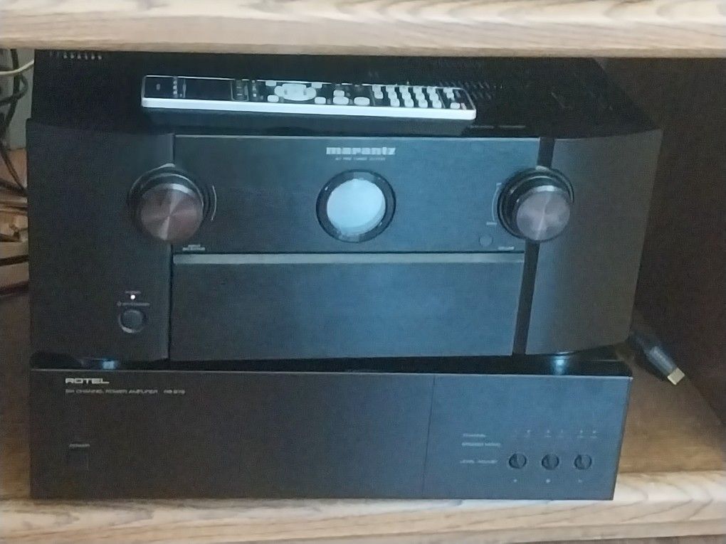 MARANTZ 7701 PRE-PRO HOME THEATER