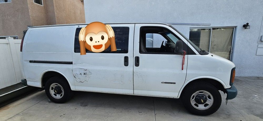2001 Chevrolet Express