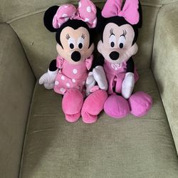 Disney Classic Plush Minnie Mouse Dolls