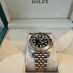 ROLEX GMT-MASTER II BLACK DIAL STEEL AND GOLD 40MM 126713GRNR