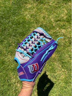 Wilson A2000 Fastpitch Glove 12.5 Softball
