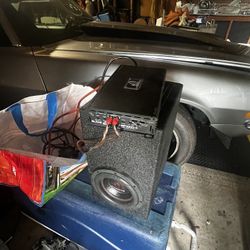Amplifier And Woofer Box 