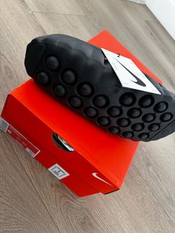 Nike slides