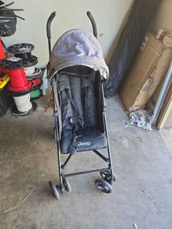Jeep power glyde stroller