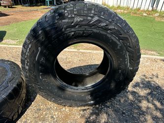 Toyo Open Country R/T 37x12.50R17 Tires - Set of 4