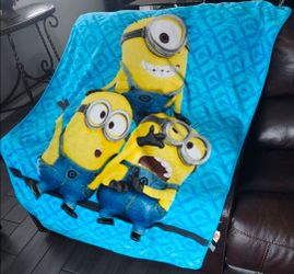 ✅️ Kids Minions Blanket 62in x 46in• Great Condition• $10firm
