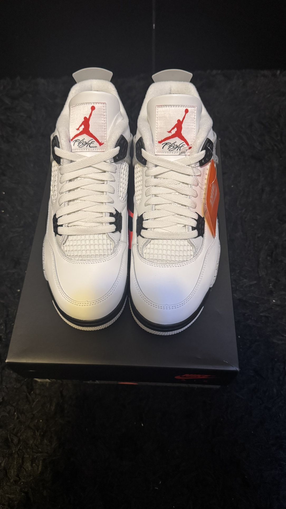 Jordan 4 White Cement