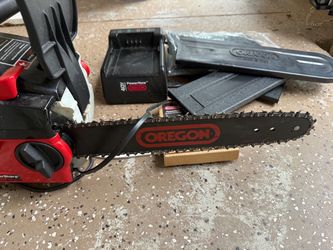 Oregon 40V Cordless Chainsaw with Battery and Charger