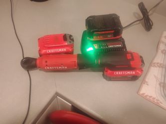 CRAFTSMAN CMCF935 3/8, 1\4, 1\2" Cordless Ratchet + 3 Batteries & Charger – LIKE NEW