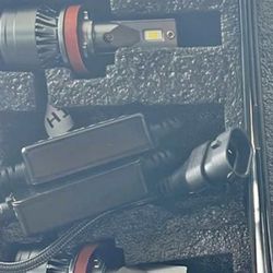 Light Bulb Headlight and Fog Light Bulb