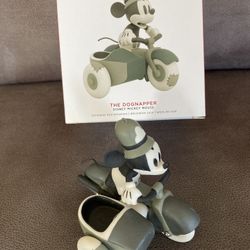 Hallmark Disney Ornament The Dognapper Mickey Mouse 