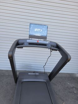Nordictrack Commercial 1750 Treadmill- 2025 Model - $1300
