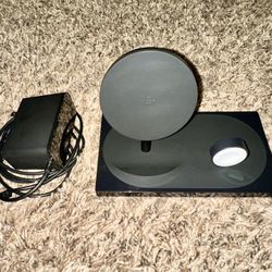 Belkin Boost Up Special Edition Wireless Charging Dock iPhone Apple Watch F8J234