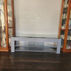 Flat Screen TV Stand FREE! Just Come Get It