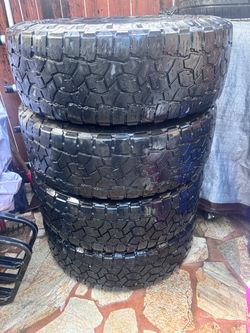 275/65/R20 Toyo tires