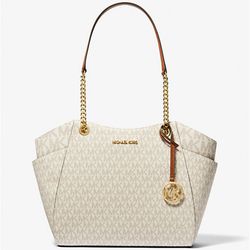 Michael Kors vainilla purse 👜
