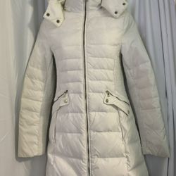 Express Women’s Puffer Coat White Hooded 