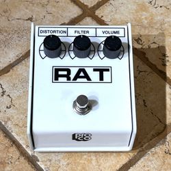 ProCo Ikebe Limited Edition Rat 2 - White - Guitar Distortion Pedal 