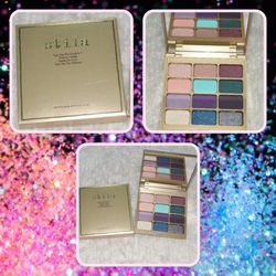 STILA EYESHADOW PALETTE