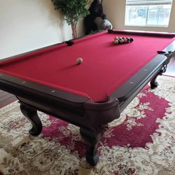 Pool Table 8ft ( Free Delivery & Set Up & New Color Felt Of Your Choice