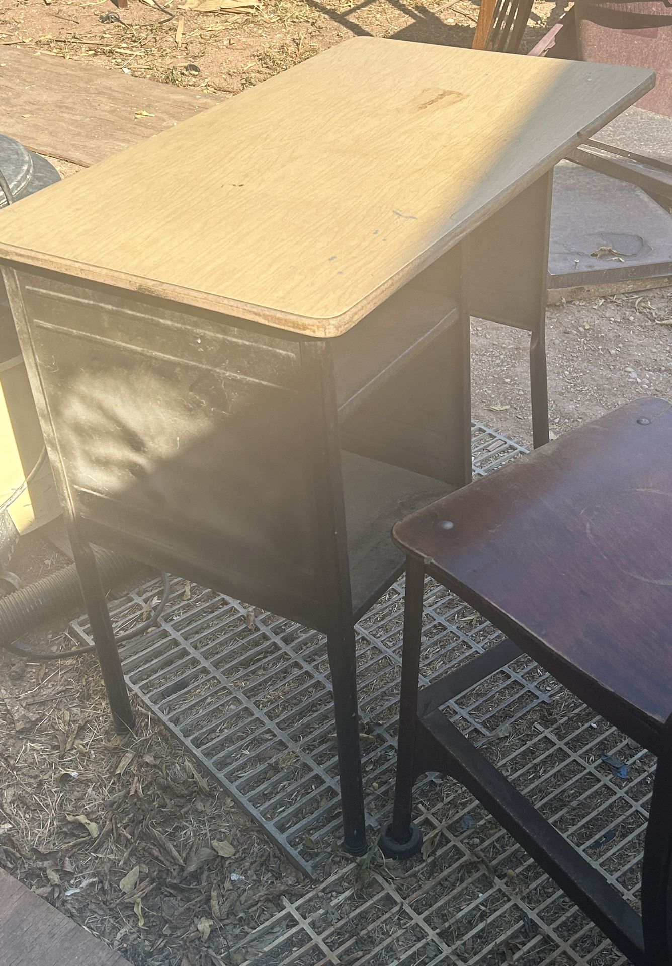 Neat old desk and chair  Asking 24 dollars for it