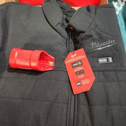 Men's 2 X-Large M12 12-Volt Lithium-Ion Cordless Axis Black Heated Vest  (Vest Onlt)