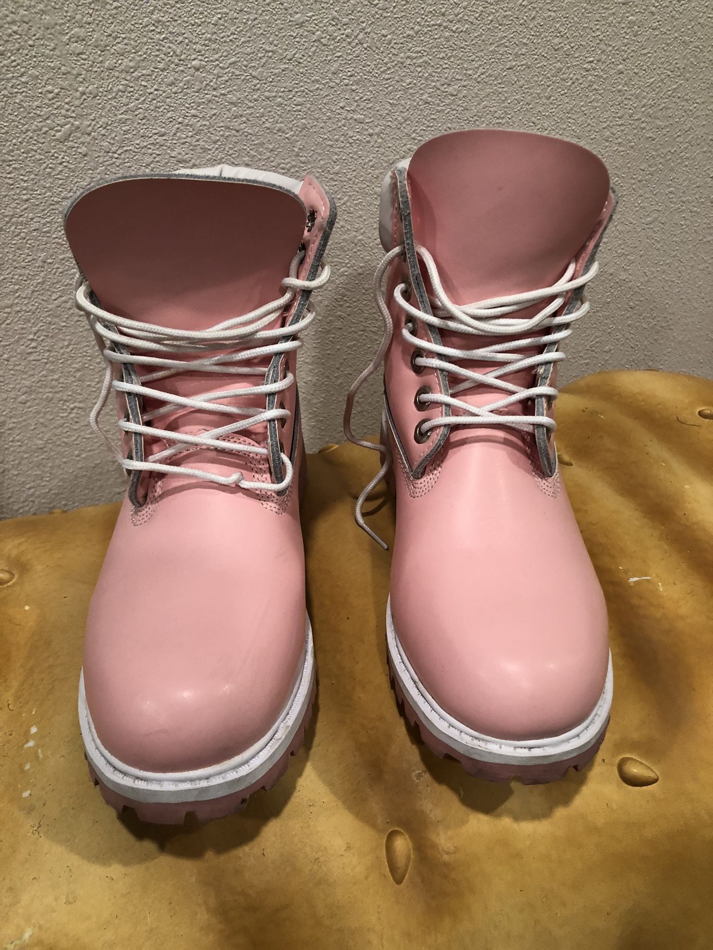 Women’s Pink Timberland Boots - Sz 7.5