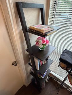 Bookshelf Decor